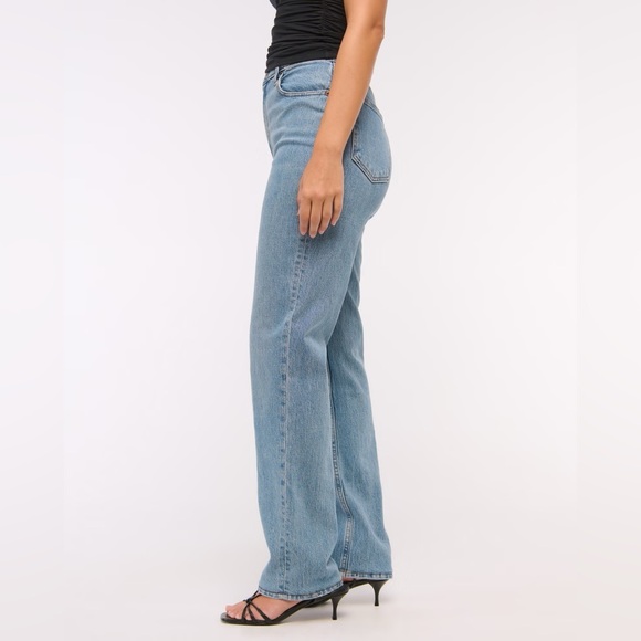 Abercrombie & Fitch | Curve Love Ultra High Rise 90s Slim Straight Jean Size 6 - Picture 3 of 15